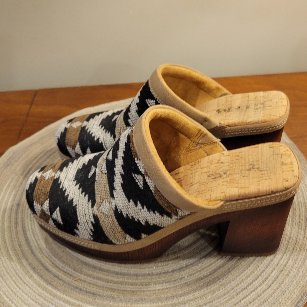 👡EUC~KORKS Slip-On Clogs - Picture 2 of 6